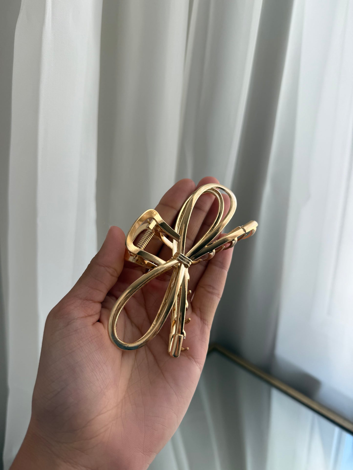 Gold Metal Bow Hair Clip