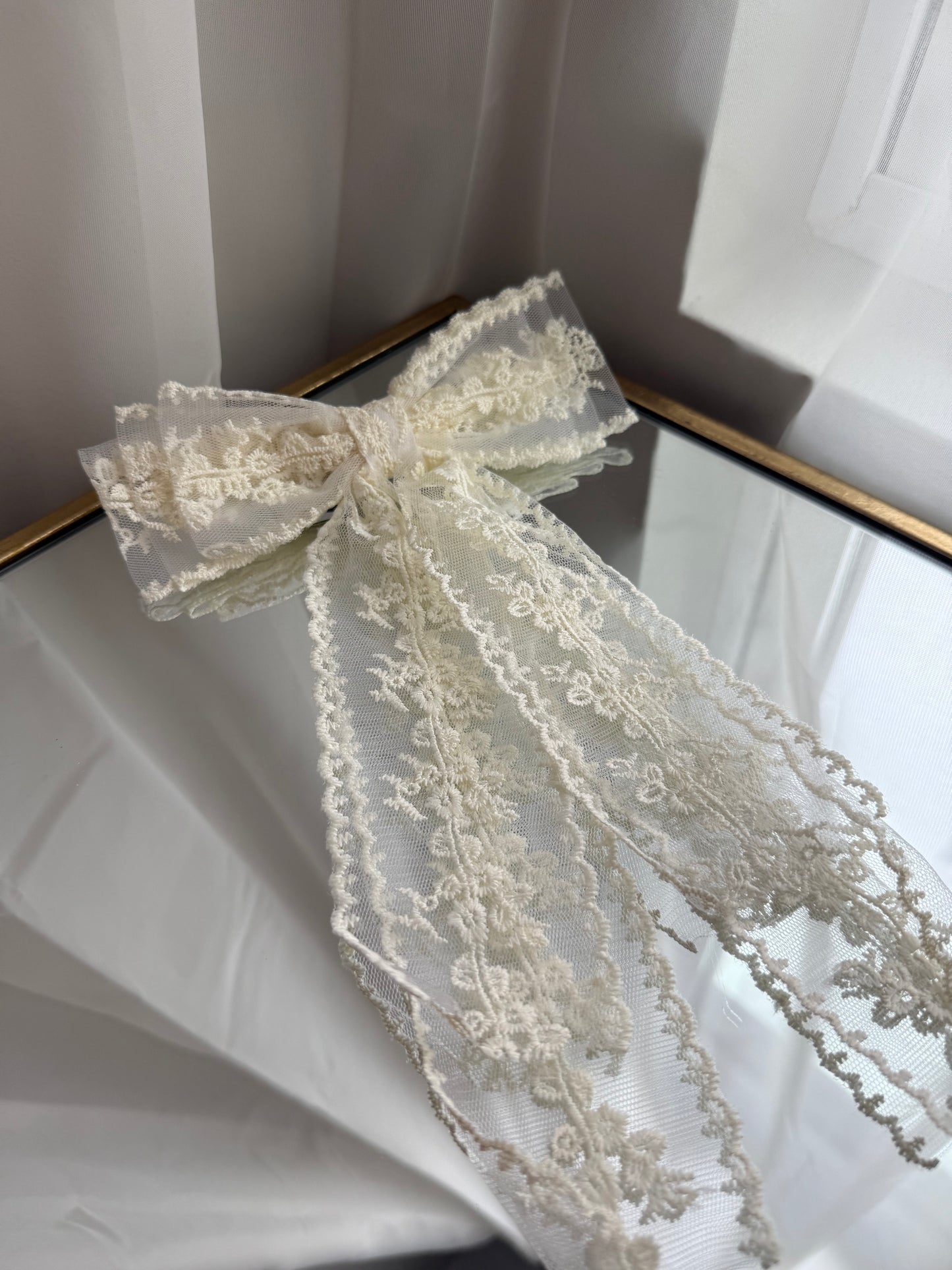 Off White Lace Bow