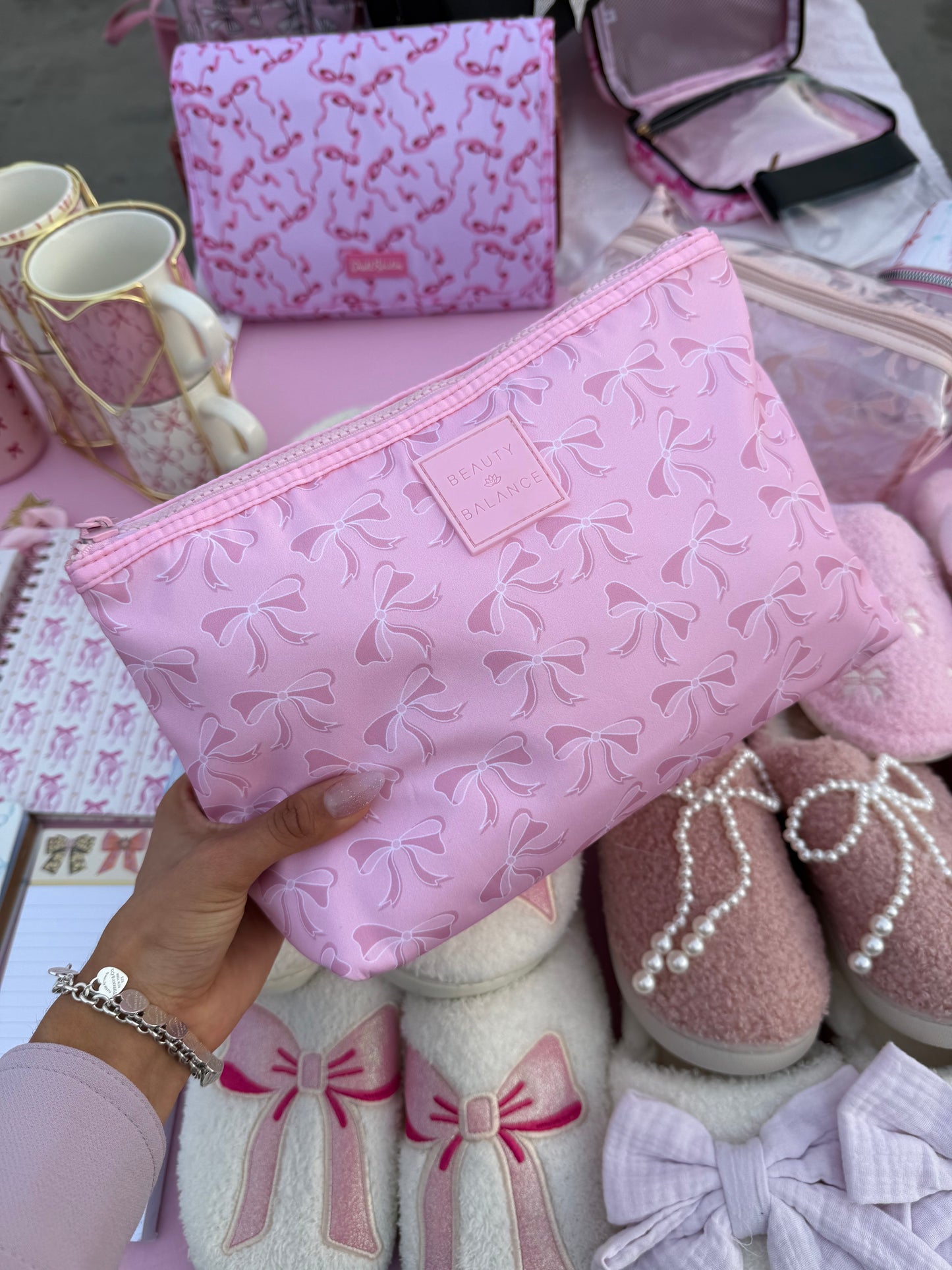 Pinky Bow Makeup Bag