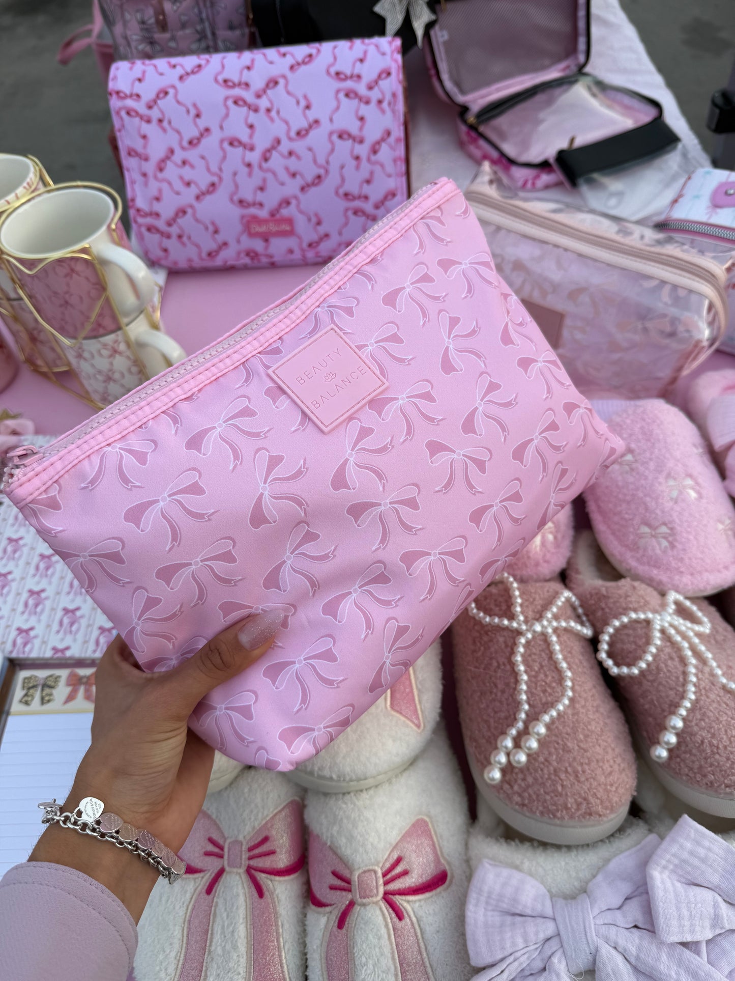 Pinky Bow Makeup Bag