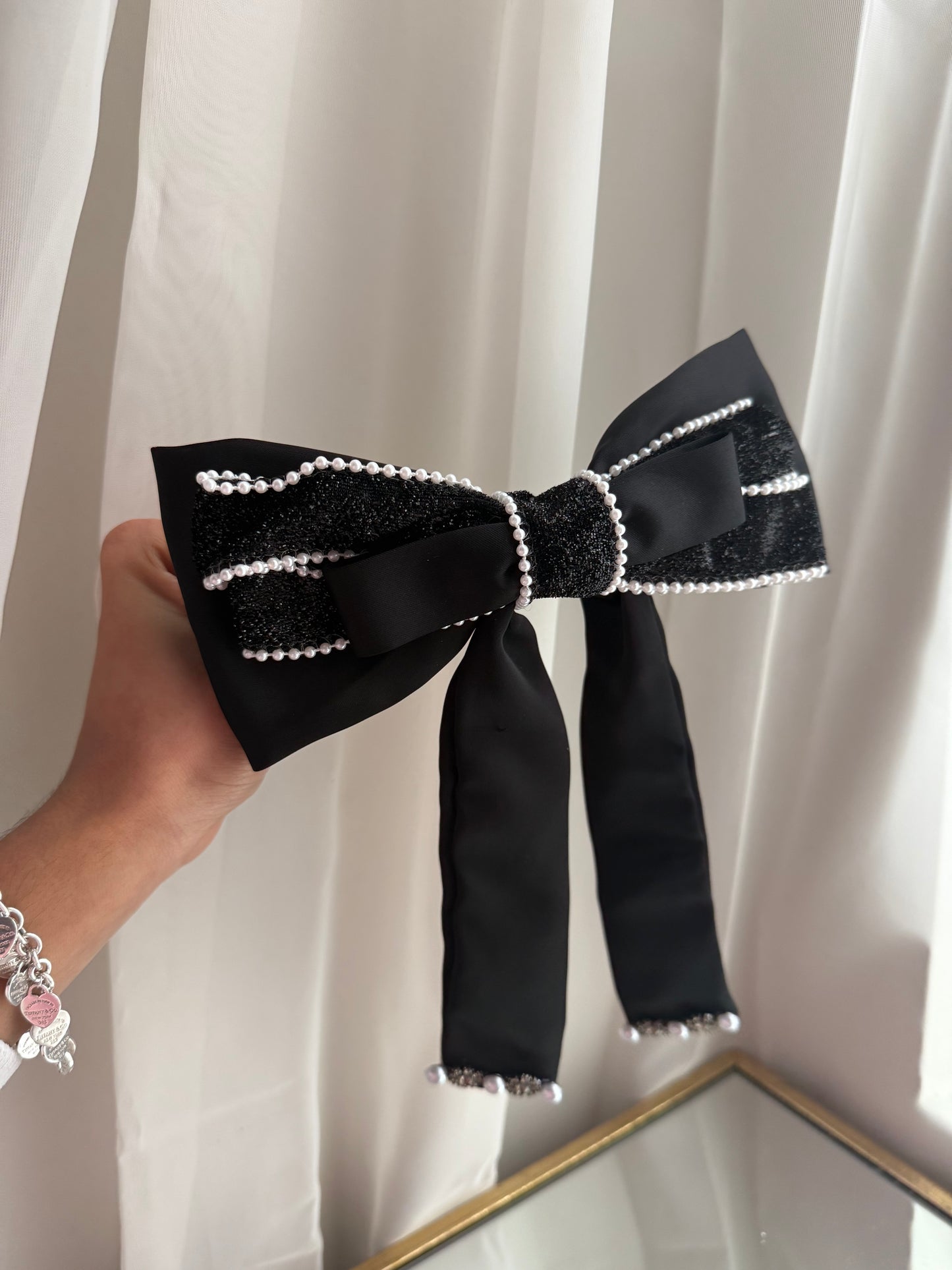 Elegant Black Glitter and Pearl Bow