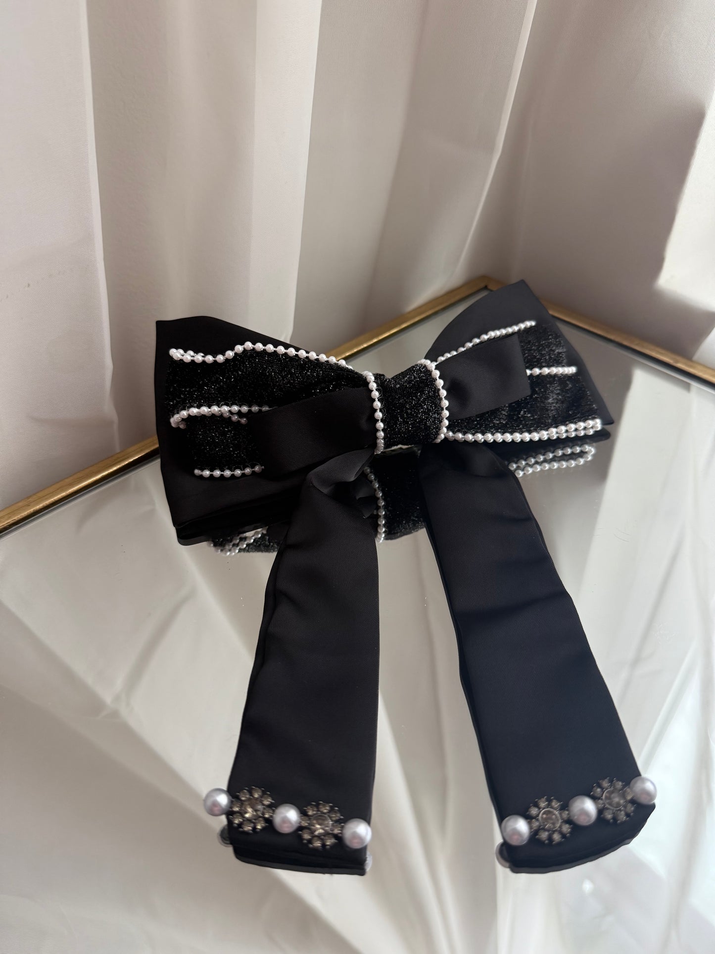 Elegant Black Glitter and Pearl Bow